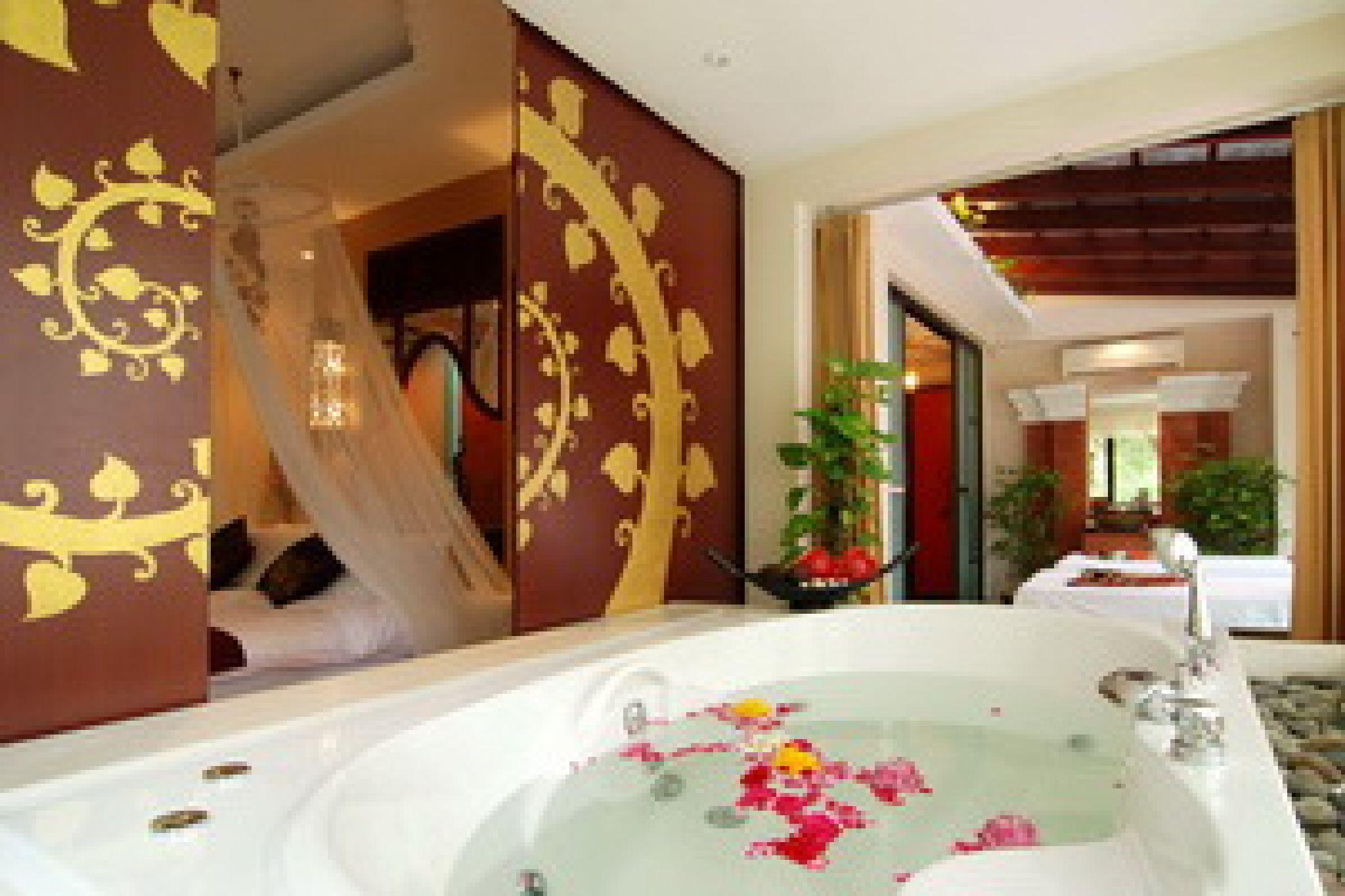 Suuko Villas Phuket Exteriör bild